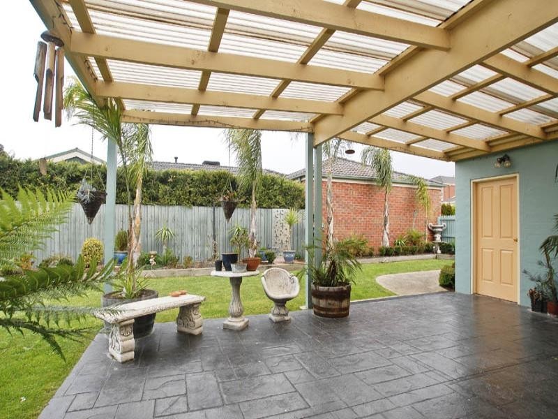 73 Nimblefoot Way, Lilydale VIC 3140