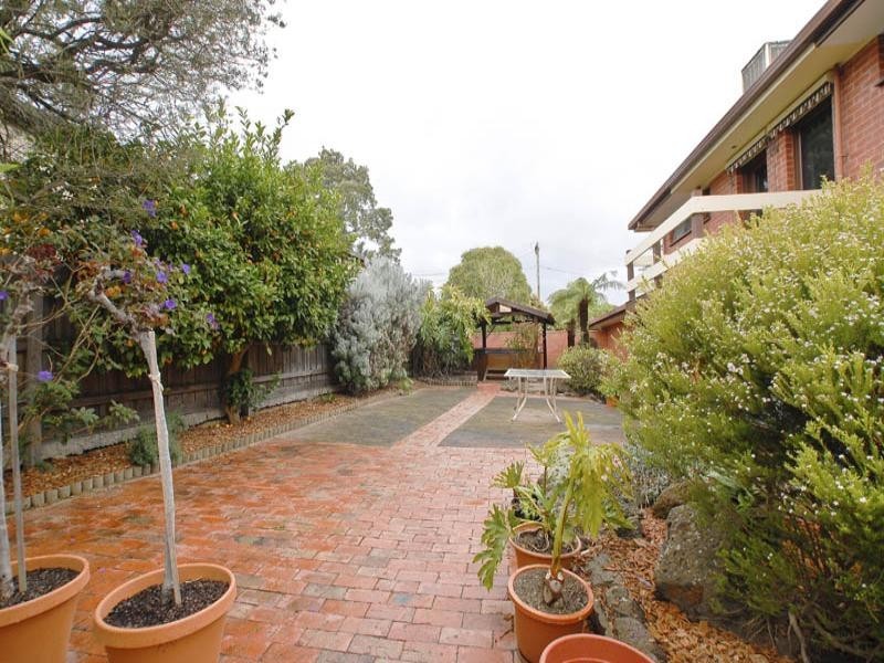 1 Sierra Place, Chirnside Park VIC 3116