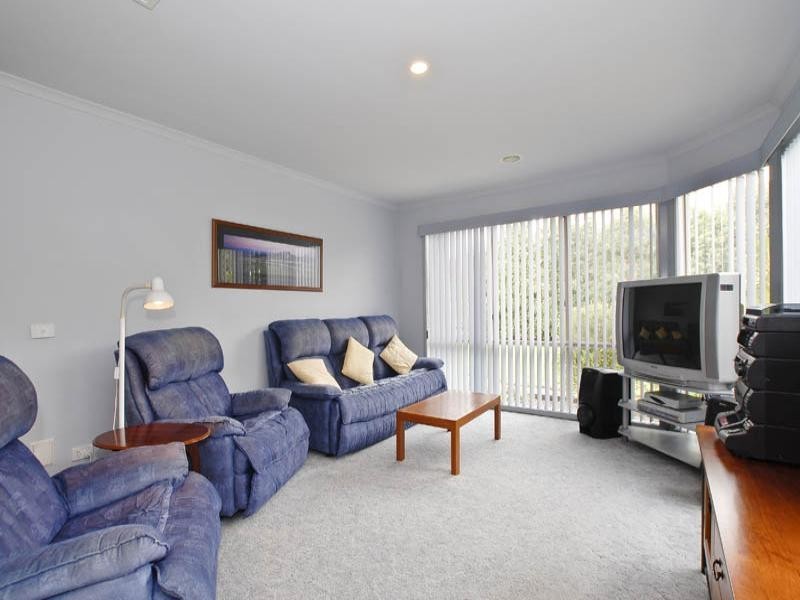 17 Nimblefoot Way, Lilydale VIC 3140