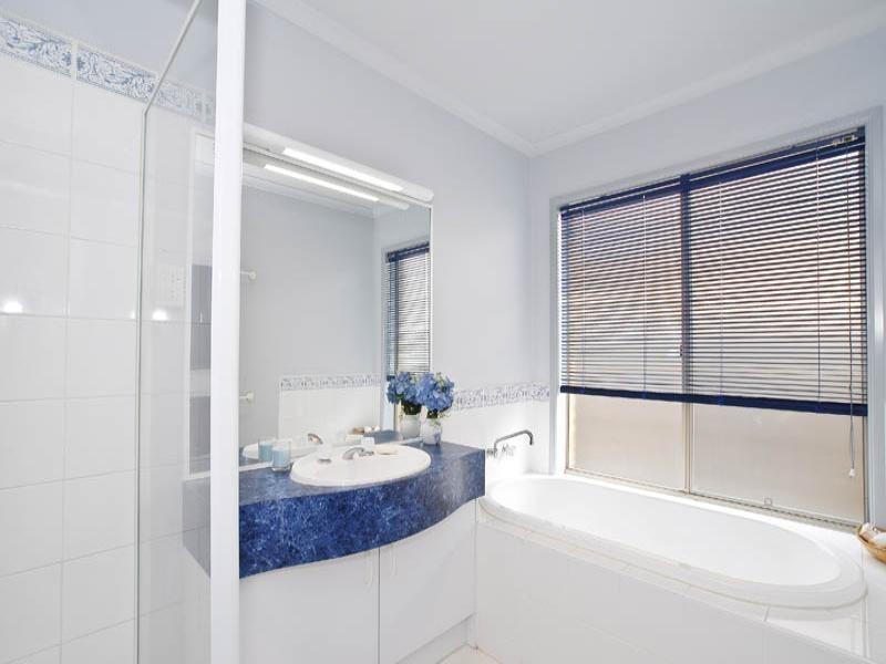 17 Nimblefoot Way, Lilydale VIC 3140