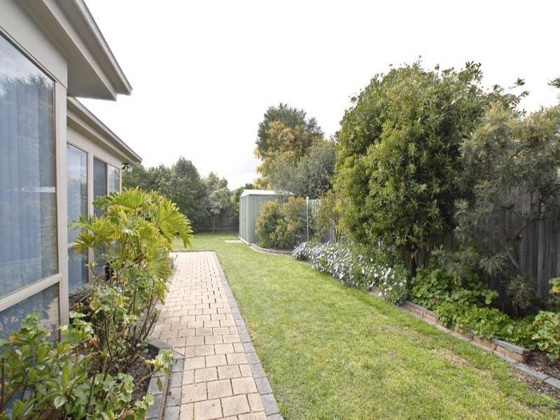 17 Nimblefoot Way, Lilydale VIC 3140