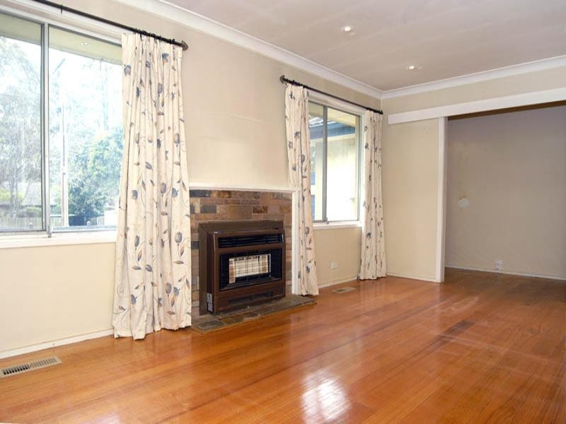1/120 Mount View Parade, Croydon VIC 3136