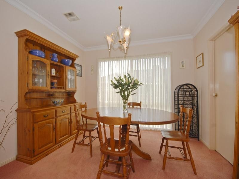 7 Angus Place, Lilydale VIC 3140