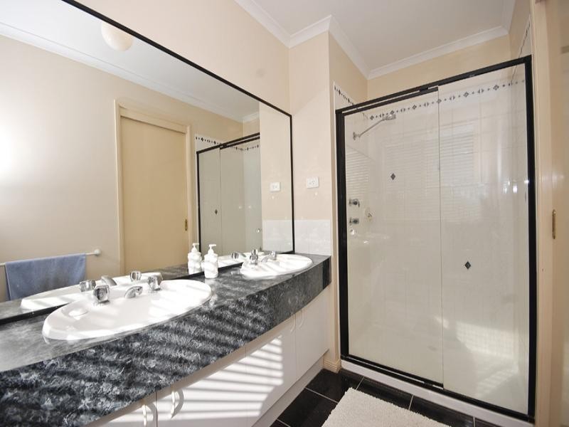 7 Angus Place, Lilydale VIC 3140
