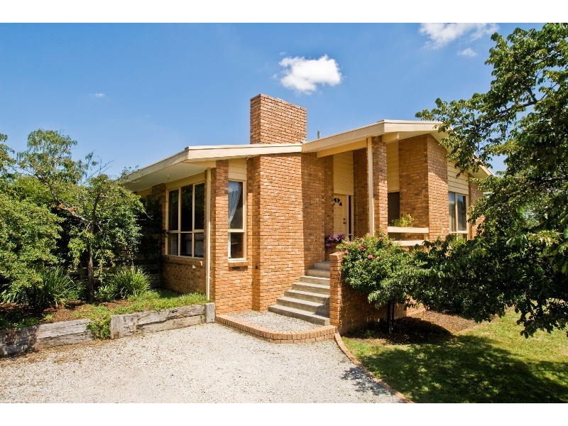 2 Emary Court, Yarra Glen VIC 3775