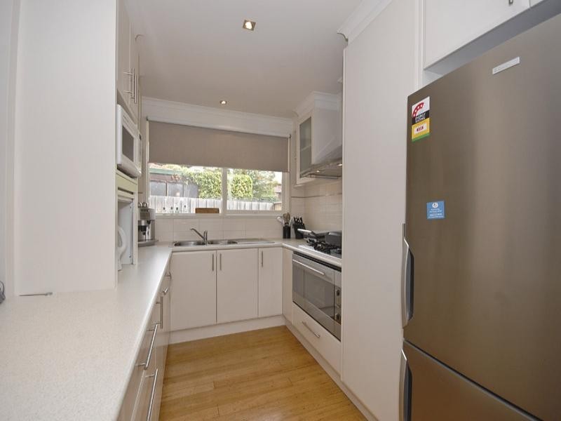 2 Hewes Avenue, Chirnside Park VIC 3116