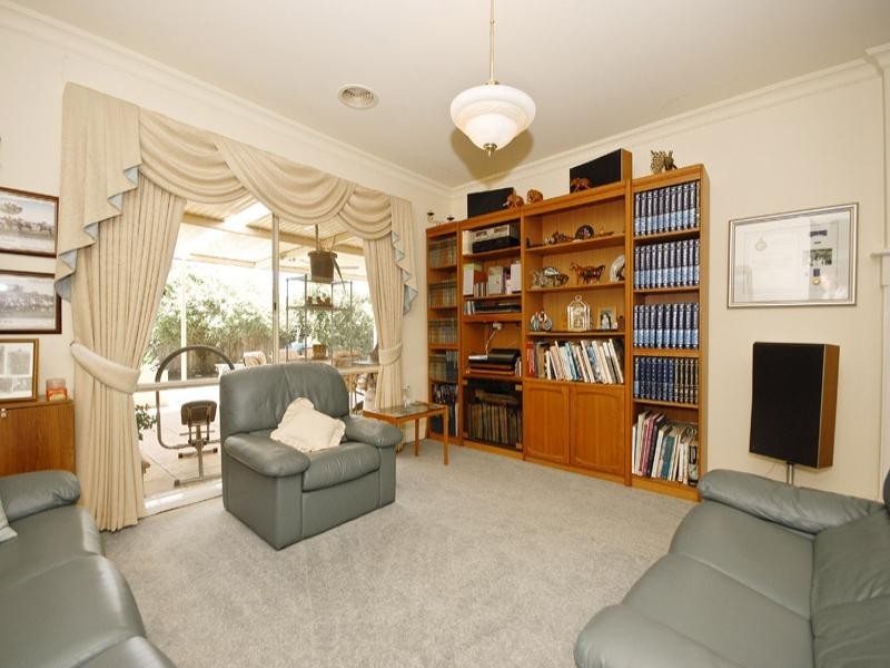 22 Kingsburgh Lane, Lilydale VIC 3140