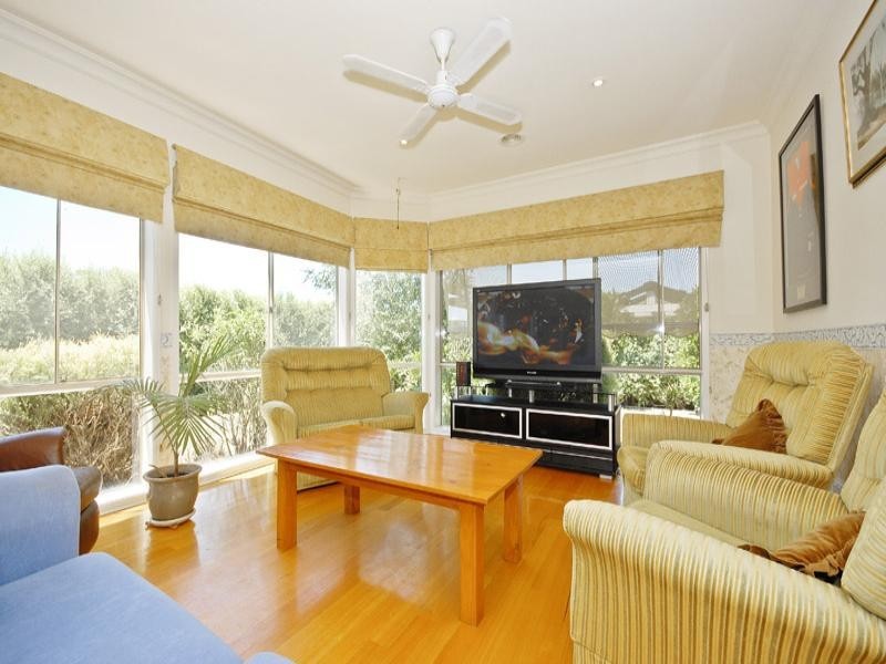 22 Kingsburgh Lane, Lilydale VIC 3140