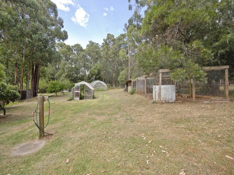 75 Sylvia Road, Hoddles Creek VIC 3139