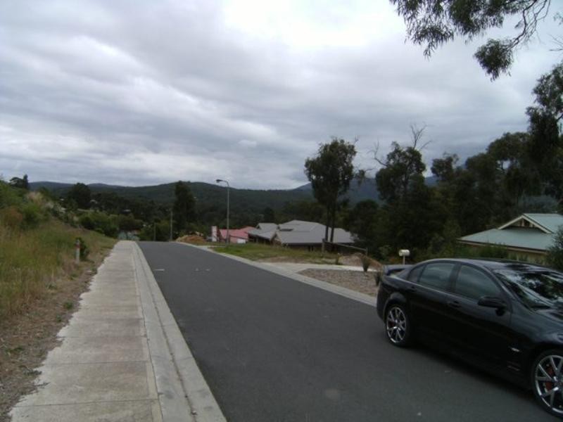 13 Wattlebird Way, Healesville VIC 3777