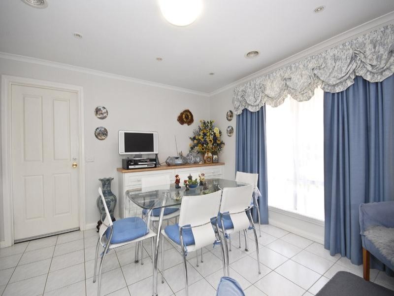 18 Baystone Place, Lilydale VIC 3140