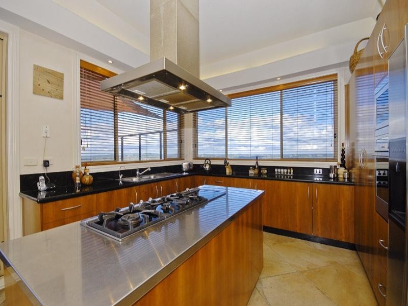 26 Hilledge Lane, Mooroolbark VIC 3138