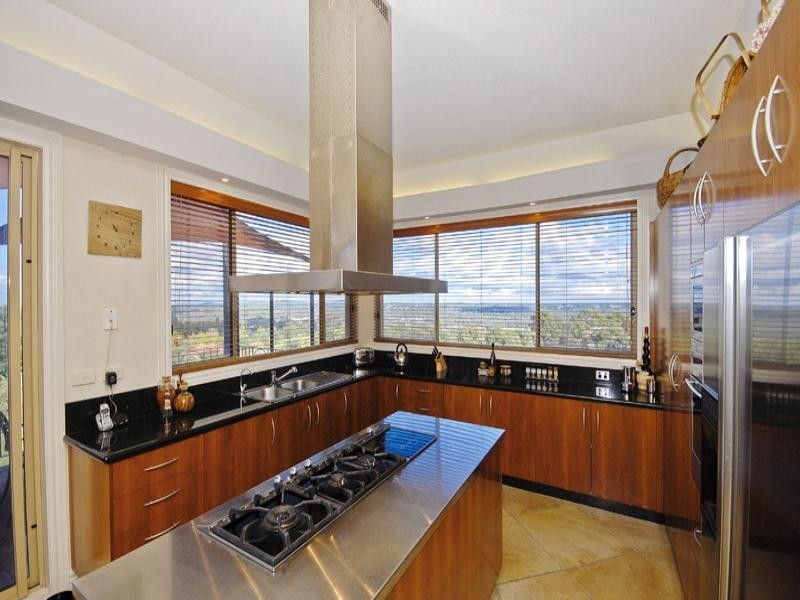 26 Hilledge Lane, Mooroolbark VIC 3138