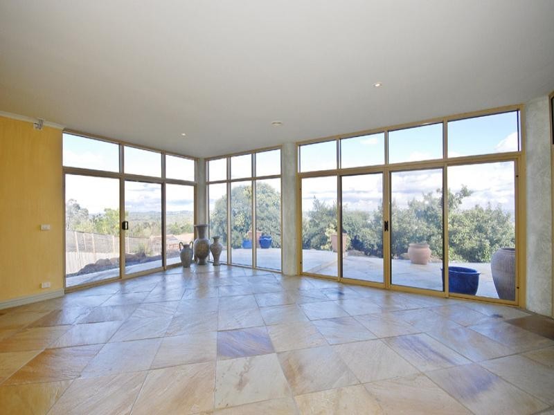 26 Hilledge Lane, Mooroolbark VIC 3138