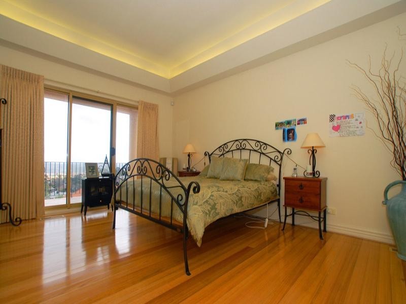 26 Hilledge Lane, Mooroolbark VIC 3138