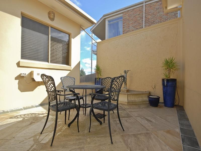 26 Hilledge Lane, Mooroolbark VIC 3138