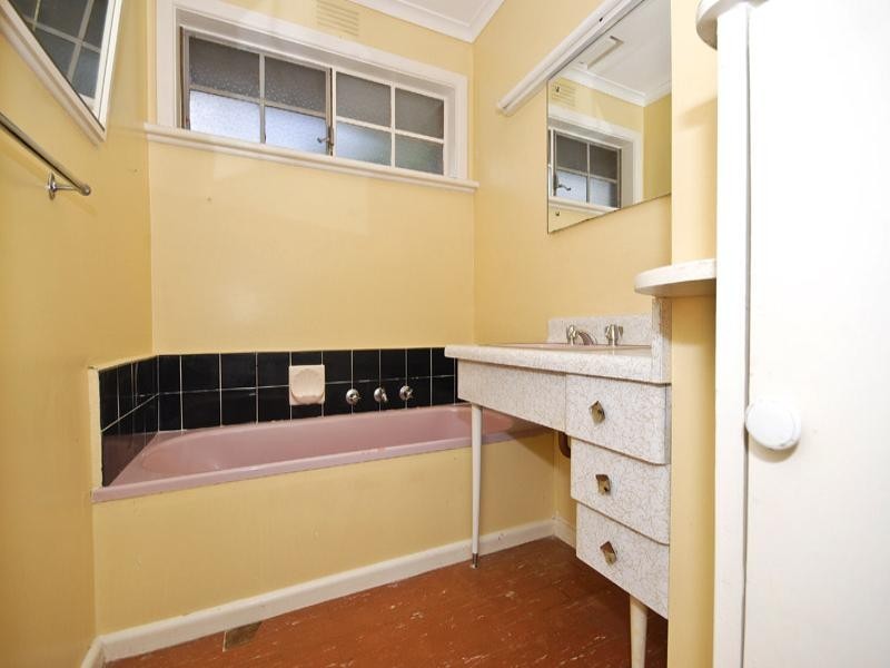 11 Sassafras Drive, Templestowe Lower VIC 3107