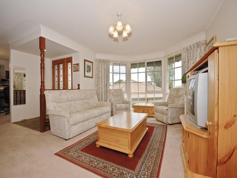 4 Rolaine Close, Lilydale VIC 3140