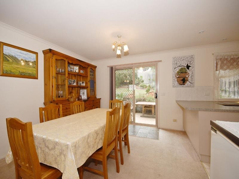 4 Rolaine Close, Lilydale VIC 3140