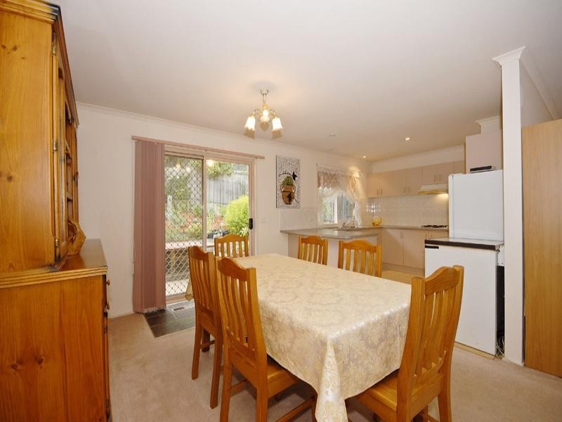 4 Rolaine Close, Lilydale VIC 3140