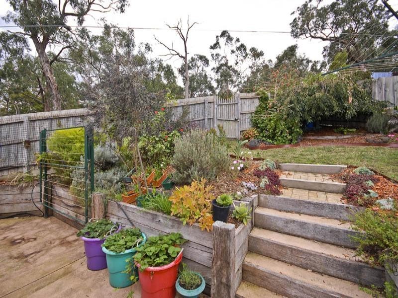 4 Rolaine Close, Lilydale VIC 3140