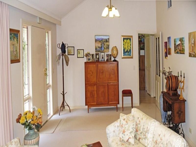 2 Nicholson Crescent, Lilydale VIC 3140