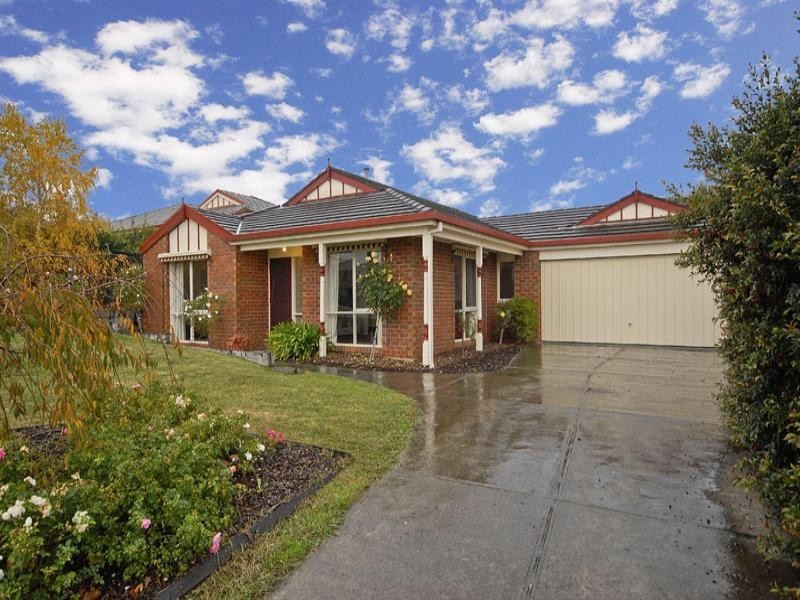 24 Nimblefoot Way, Lilydale VIC 3140