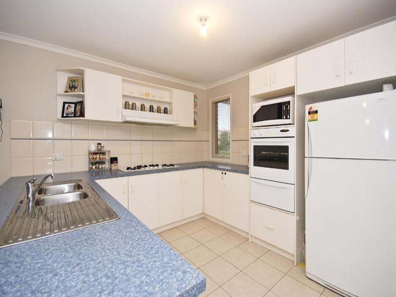 24 Nimblefoot Way, Lilydale VIC 3140