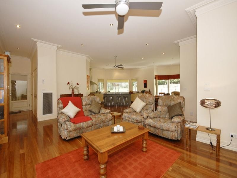 243 Sheffield Road, Montrose VIC 3765