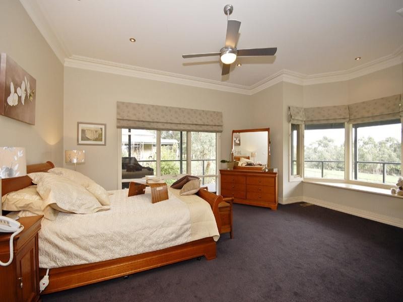 243 Sheffield Road, Montrose VIC 3765