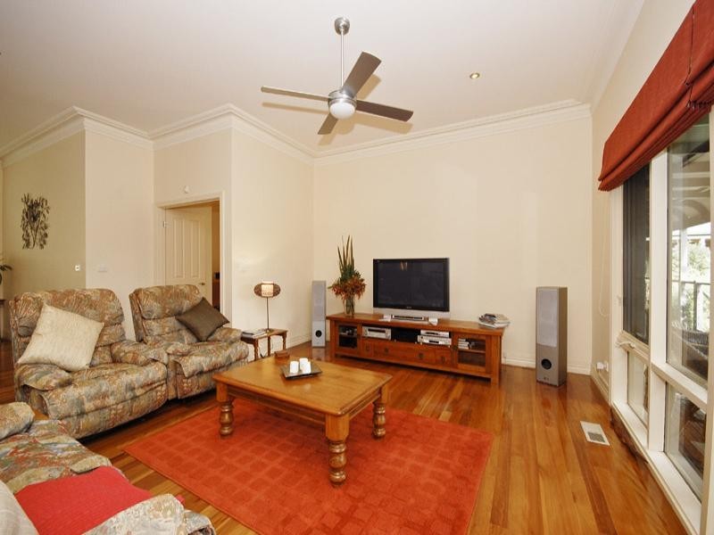 243 Sheffield Road, Montrose VIC 3765
