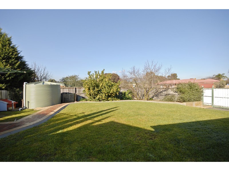 98 Eucalypt Drive, Lilydale VIC 3140