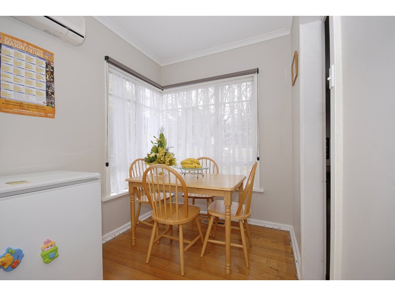 10 CaveHill Road, Lilydale VIC 3140