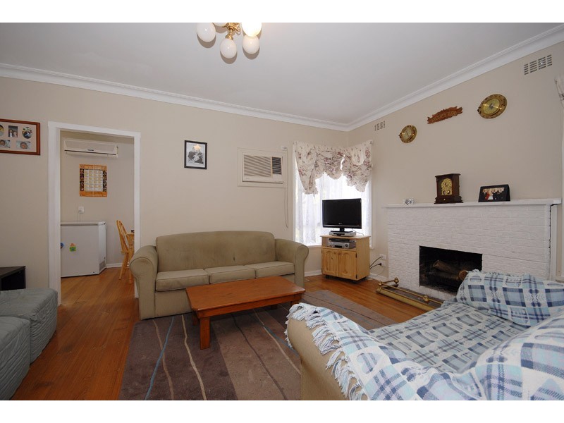 10 CaveHill Road, Lilydale VIC 3140