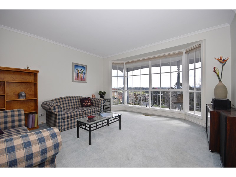 24 Parkview Terrace, Chirnside Park VIC 3116