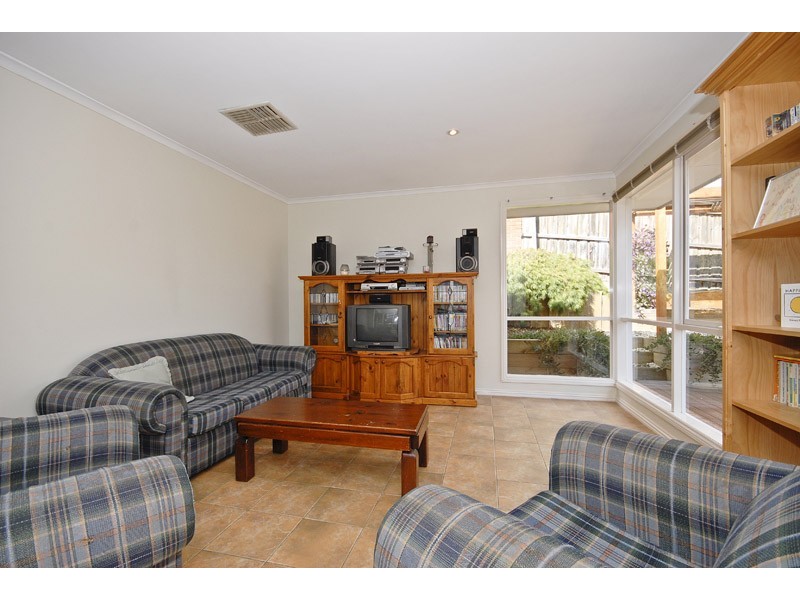 24 Parkview Terrace, Chirnside Park VIC 3116