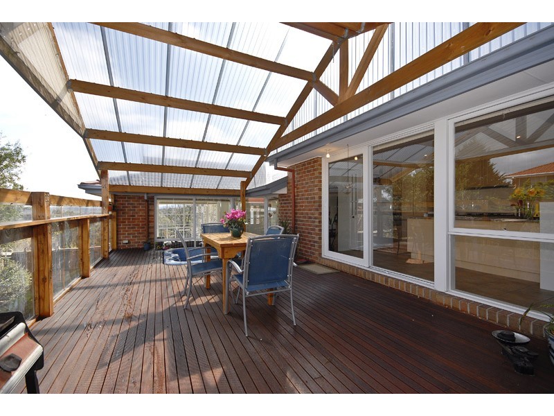 24 Parkview Terrace, Chirnside Park VIC 3116