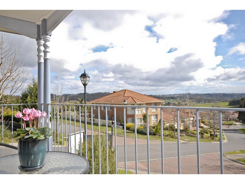 24 Parkview Terrace, Chirnside Park VIC 3116