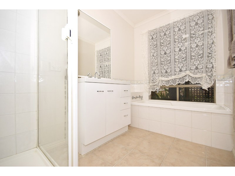 64-66 Eucalypt Drive, Lilydale VIC 3140