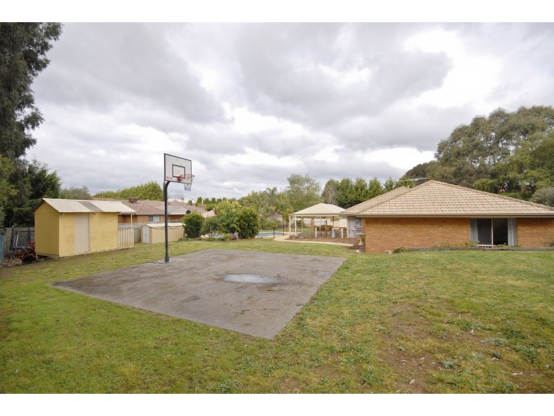 64-66 Eucalypt Drive, Lilydale VIC 3140