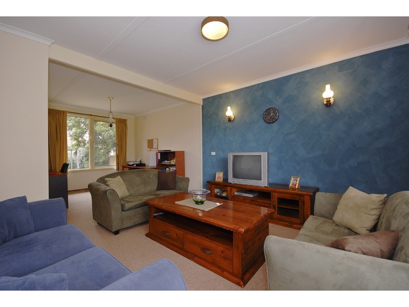 42 Fernhill Road, Mount Evelyn VIC 3796