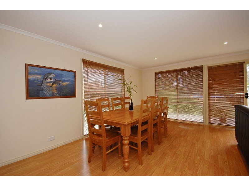 42 Fernhill Road, Mount Evelyn VIC 3796