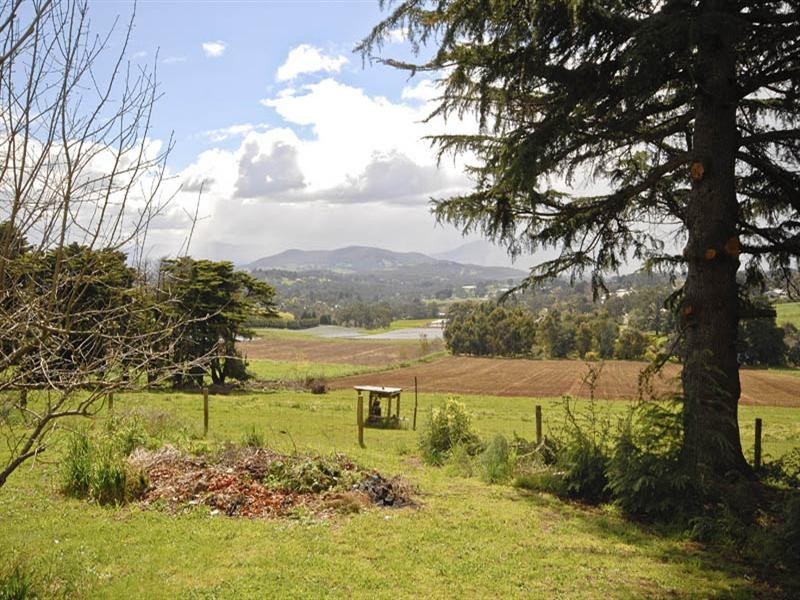 79 Wellington Road, Wandin North VIC 3139