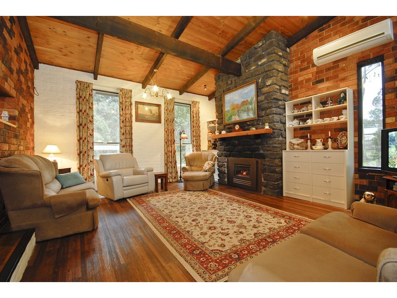 22-24 Heathfield Grove, Montrose VIC 3765