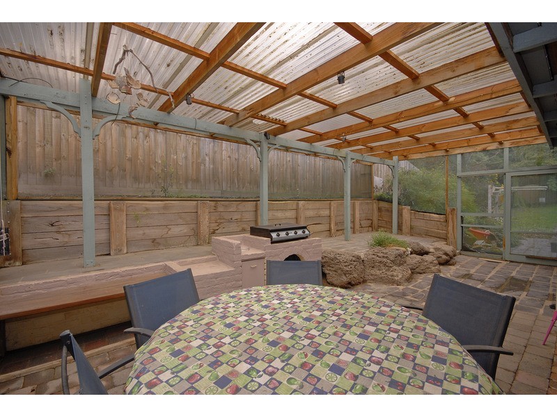 22-24 Heathfield Grove, Montrose VIC 3765