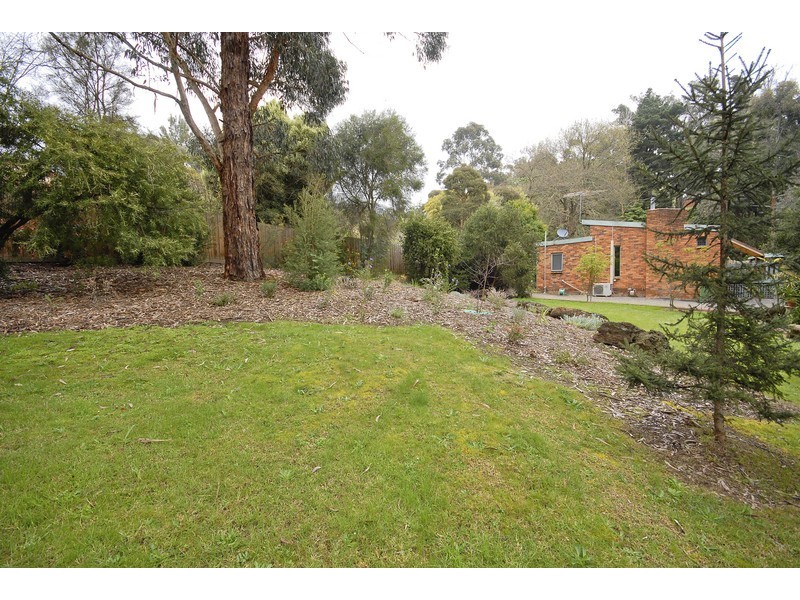 22-24 Heathfield Grove, Montrose VIC 3765