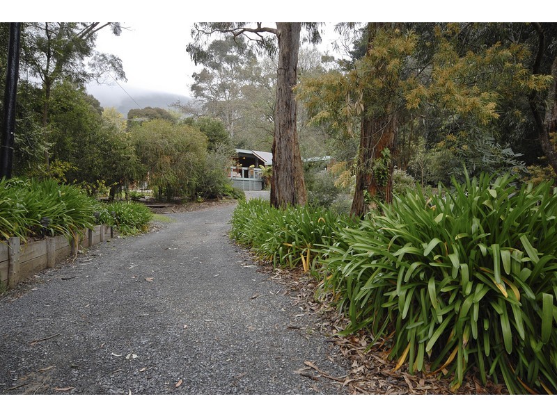 22-24 Heathfield Grove, Montrose VIC 3765