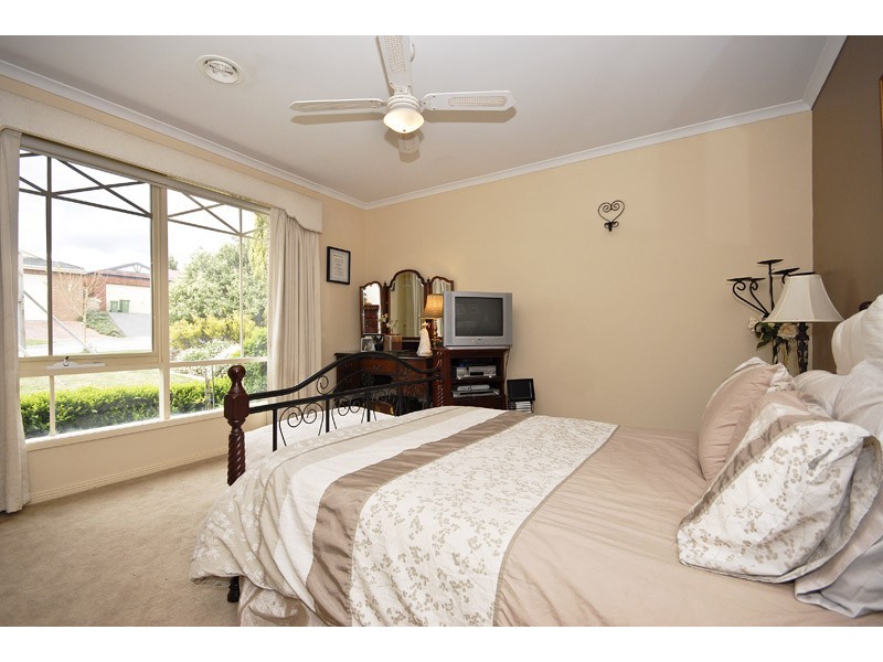22 Glencoe Place, Lilydale VIC 3140