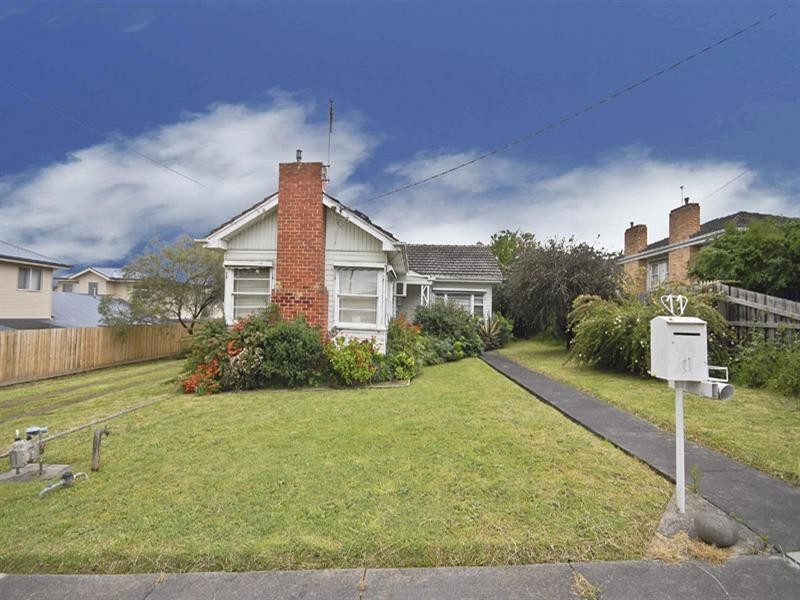 11 Clyde Street, Lilydale VIC 3140