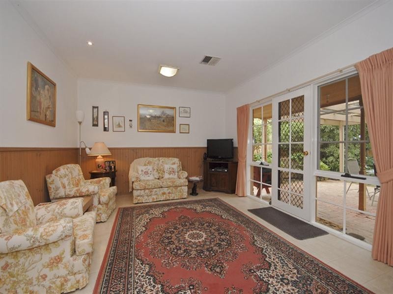 28 Great Oak Court, Mooroolbark VIC 3138